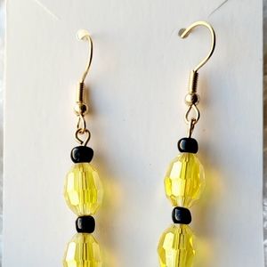 Yellow Glass and Black Glass Bicone Beaded Earrings